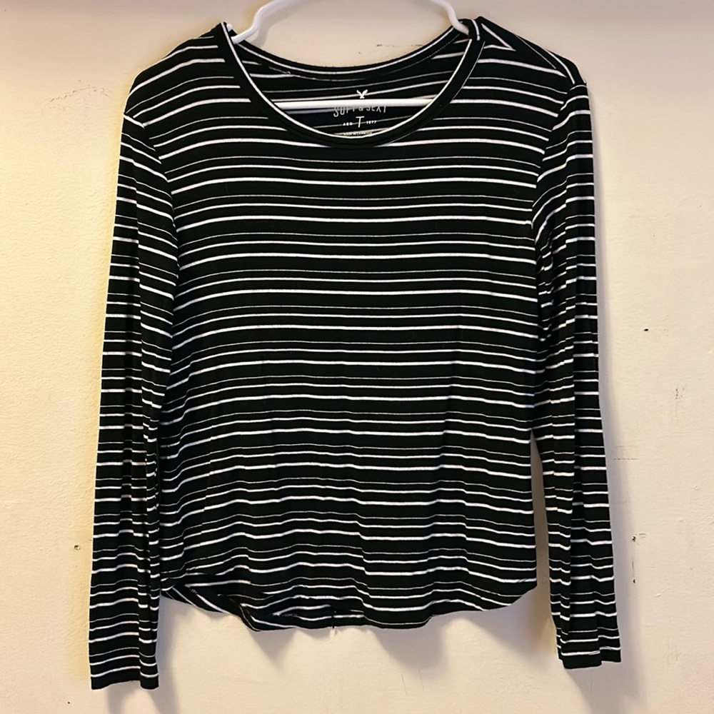 AEO Soft&Sexy XS black and white striped long-sleeve shirt